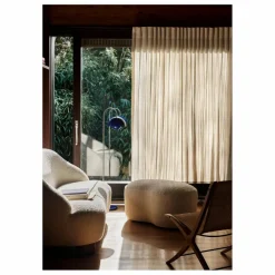 Hot Canapé 3 places Margas LC4, Louise Liljencrantz | Canapés, Fauteuils