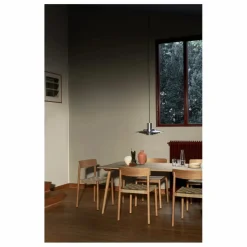 Chaise Betty TK1, piètement en bois Chaises, Tabourets, Bancs