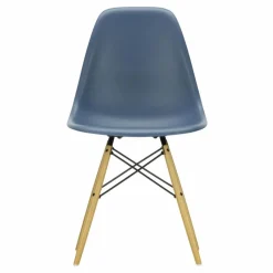 Hot Chaise DSW plastic - piètement érable - Charles & Ray Eames | Chaises, Tabourets, Bancs
