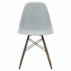 New Chaise DSW plastic - piètement érable - Charles & Ray Eames | Chaises, Tabourets, Bancs