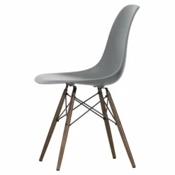 Outlet Chaise DSW plastic - piètement érable - Charles & Ray Eames | Chaises, Tabourets, Bancs