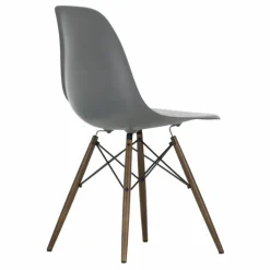 Outlet Chaise DSW plastic - piètement érable - Charles & Ray Eames | Chaises, Tabourets, Bancs