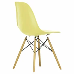 Hot Chaise DSW plastic - piètement érable - Charles & Ray Eames | Chaises, Tabourets, Bancs
