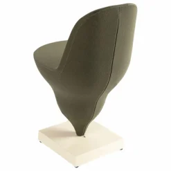 New Chaise Gelato piètement crème - Jean-Baptiste Fastrez | Chaises, Tabourets, Bancs