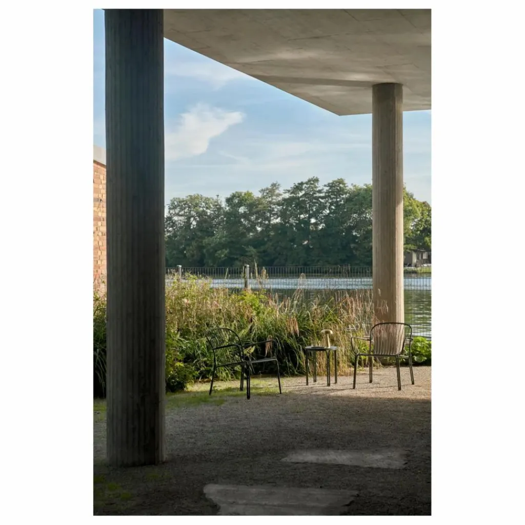 Chaise lounge avec accoudoirs Thorvald SC101, Space Copenhagen | Mobilier De Jardin