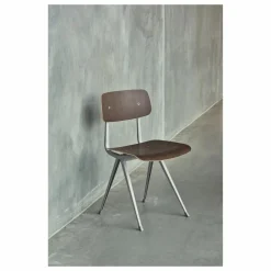 Sale Chaise Result en chêne fumé - Réedition Friso Kramer & Wim Rietveld | Chaises, Tabourets, Bancs