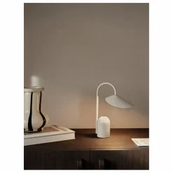 New Lampe à poser Arum | Luminaires