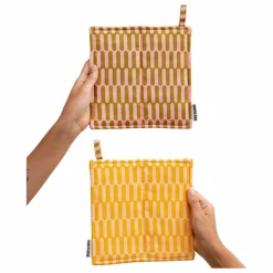 Discount Maniques carrées en coton bio French Fries - Set de 2 Linge De Table|Art De La Table