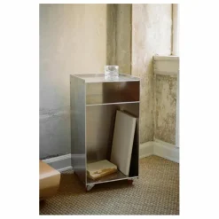 Clearance Table d'appoint Rivet box en Tables, Bureaux