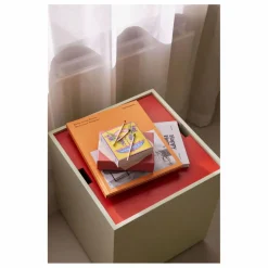 New Table d'appoint Vault | Tables, Bureaux