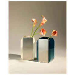 New Vase Oscar | Vases, Objets Déco